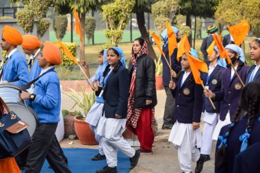 Delhi, Hindistan - 26 Aralık 2023 - Veer Bal Diwas, 10 ve son Sikh Guru Gobind Singh 'in dört oğlunun şehit olması anısına, Ocak 2021' de Modi 26 Aralık 'ta Veer Bal Diwas olarak gözlemlendiğini duyurdu.