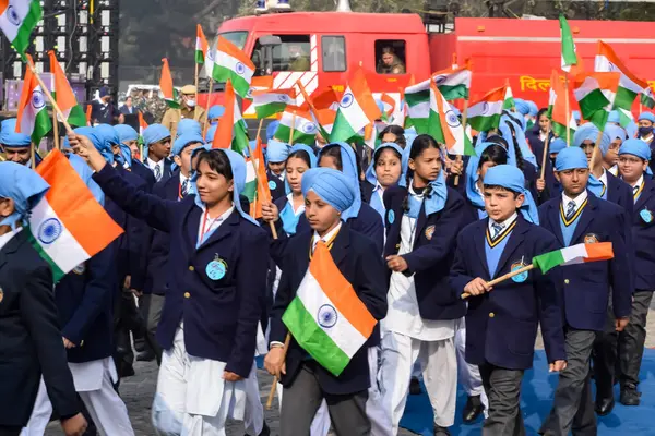 Delhi, Hindistan - 26 Aralık 2023 - Veer Bal Diwas, 10 ve son Sikh Guru Gobind Singh 'in dört oğlunun şehit olması anısına, Ocak 2021' de Modi 26 Aralık 'ta Veer Bal Diwas olarak gözlemlendiğini duyurdu.