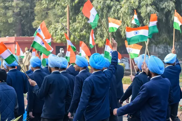 Delhi, Hindistan - 26 Aralık 2023 - Veer Bal Diwas, 10 ve son Sikh Guru Gobind Singh 'in dört oğlunun şehit olması anısına, Ocak 2021' de Modi 26 Aralık 'ta Veer Bal Diwas olarak gözlemlendiğini duyurdu.