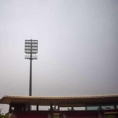 Kriket stadyumunun ışık direkleri Delhi, Hindistan, Kriket Stadyumu