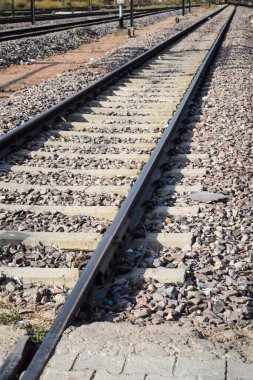 Hindistan 'daki Amritsar tren istasyonu, tren yolu manzarası, Hint tren yolu kavşağı, ağır sanayi