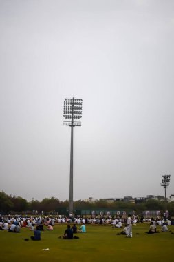 Kriket stadyumunun ışık direkleri Delhi, Hindistan, Kriket Stadyumu