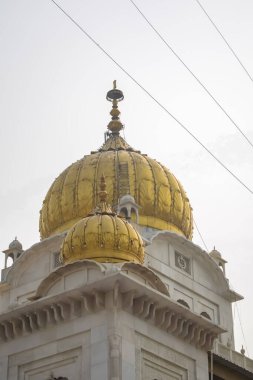Gurdwara Bangla Sahib en ünlü Sih Gurudwara, Bangla Sahib Gurudwara akşam saatlerinde Yeni Delhi, Hindistan, Sikh Cemaati 'nin en ünlü gurudwara Bangla Sahib' i.