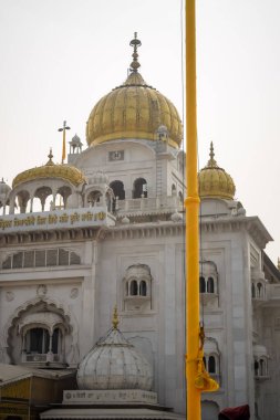 Gurdwara Bangla Sahib en ünlü Sih Gurudwara, Bangla Sahib Gurudwara akşam saatlerinde Yeni Delhi, Hindistan, Sikh Cemaati 'nin en ünlü gurudwara Bangla Sahib' i.