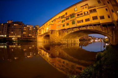 Ponte Vecchia Köprüsü, Floransa, Toskana, İtalya 17 Haziran 2023.