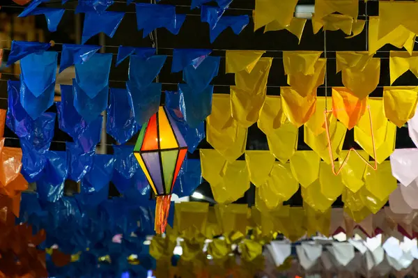 Kuzeydoğu Brezilya 'da Fenerli Renkli Sao Joao Festivali Dekorasyonları ve Bunting Bayrakları
