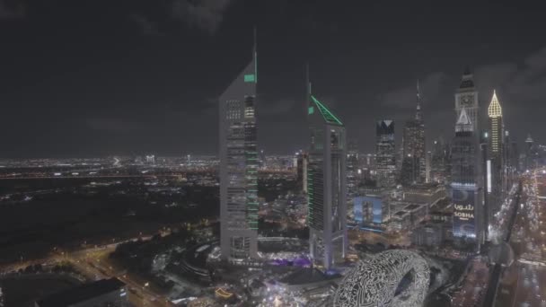 Lot Dronem Nad Nocnym Miastem Dubaj Wysokiej Jakości Materiał Fullhd — Wideo stockowe