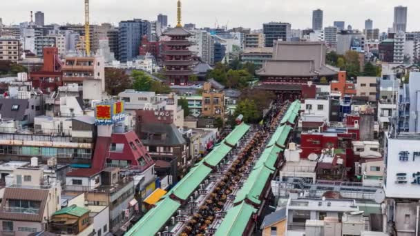 Tokyo Japan November 2023 Timelapse Turister Och Pilgrimer Vid Sensoji — Stockvideo