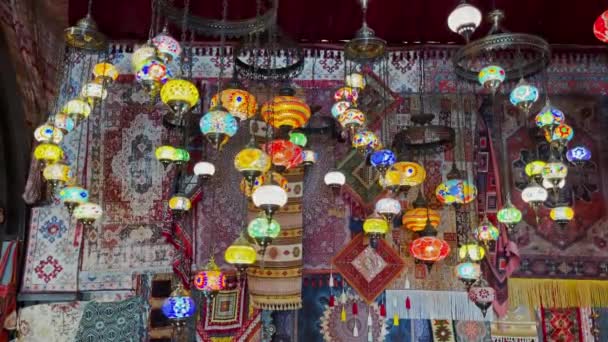 Lanternas Turcas Tradicionais Coloridas Decorar Interior Edifício Com Fundo Modelado — Vídeo de Stock
