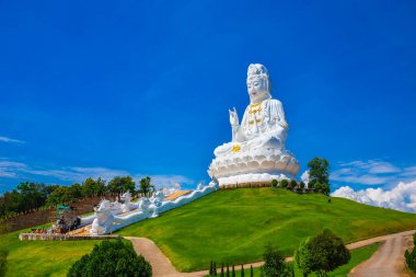 Manzara Wat Huay Pla Kung temple heykelinin Guan Yin seyahat hedef bulunan meşhur mekanlar dini konumlar Chiang Rai ilinin Kuzey Tayland.