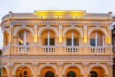 Eski tarihi Sino Portekiz evleri phuket Thailand 'da turist ve önemli şehirler için en popülerdir.