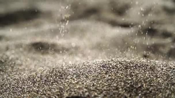Пісок Ллється Повільно Тлі Золотого Боке Світла Заходу Сонця Повільний — стокове відео