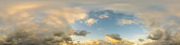 Koyu Mavi Alacakaranlık Gökyüzü Manzarası Cumulus Bulutları Küresel Eşkenar Formatta — Stok fotoğraf