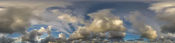 Dunkelblaues Abendhimmelpanorama Mit Cumuluswolken Nahtloses Hdr 360 Panorama Sphärischen Äquiangular — Stockfoto