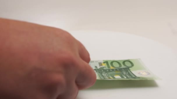 Kadın Eli Euro Sayımı Finans Muhasebe Temaları Bir Insan Beyaz — Stok video