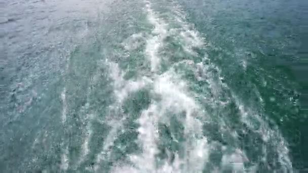 Trace Ship Close Sea Splash Waves Motor Boat Wake Vessel — Αρχείο Βίντεο