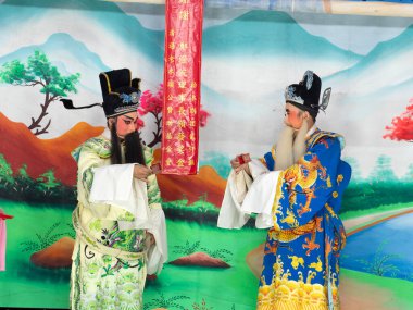 CHIANG MAI, THAILAND - 17 Şubat 2025 'te Çin Operası oyuncuları Chiang Mai, Tayland' daki Çin Mahallesi 'nde konser verdiler..