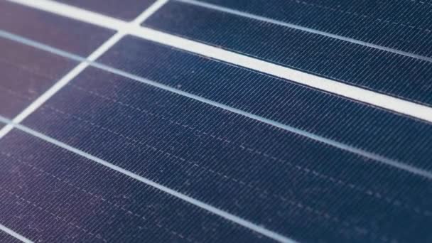 Fotovoltaické Solární Panely Solárním Parku Zblízka Sluneční Panely Slunečného Dne — Stock video