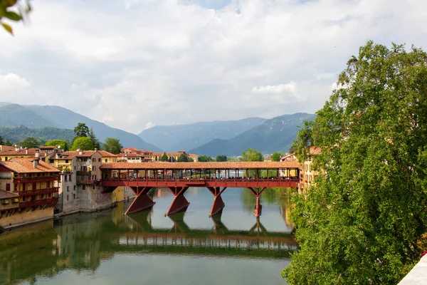 stock image The Old Bridge also called the Bassano Bridge or Bridge of the Alpini, located in the city of Bassano del Grappa in the Province of Vicenza, is considered one of the most picturesque bridges in Italy.