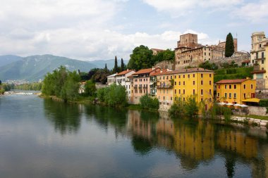 Bassano del Grappa, Bassano del Grappa 'nın tarihi binaları, Vicenza ili, Veneto, İtalya