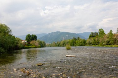 Nehir Bassano Del Grappa, Vicenza ili, Veneto, İtalya