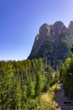 Lago di Sorapis, Dolomite Alpleri, İtalya, Avrupa