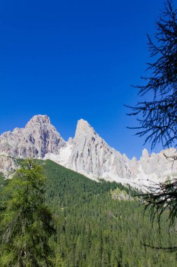 Lago di Sorapis, Dolomite Alps, Italy, Europe