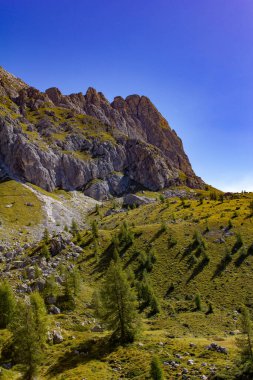Cinque Torri, Passo Giau, İtalyan Dolomitlerindeki Rock Kuleleri