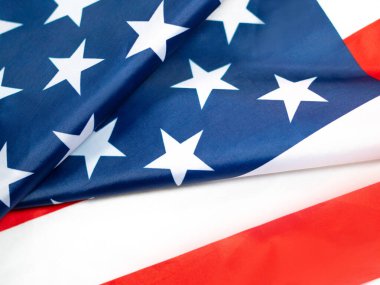 Amerika Birleşik Devletleri ulusal bayrağı. Kırmızı beyaz ve mavi çizgiler ve yıldızlar ve harita ve ahşap ev, ABD ev kavramı.