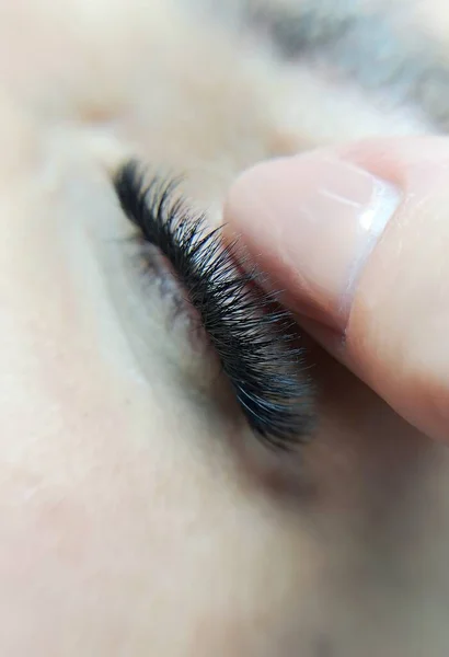 Close Eye Eyelash Extensions Beauty Salon Treatment High Quality Photo — Stock Photo, Image