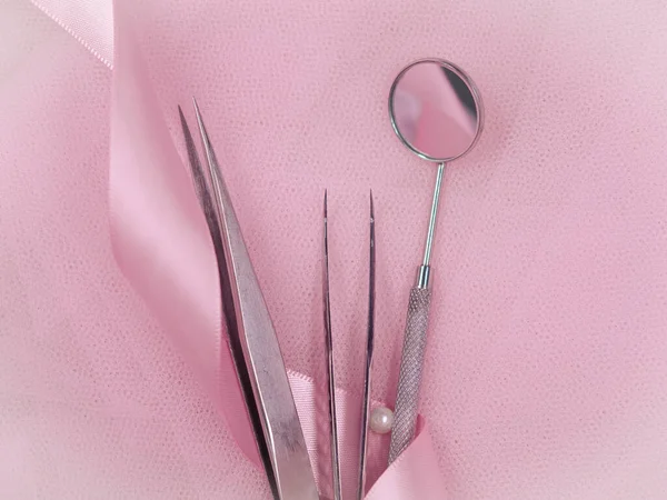 Equipment Eyelash Extensions Beauty Salon Pink Background High Quality Photo — Stock Photo, Image