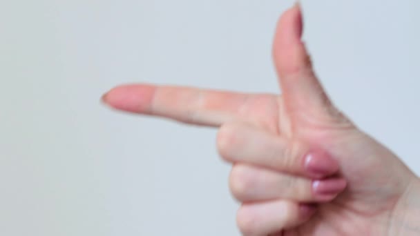 Χειραψία Δάχτυλο Δείχνει Κατεύθυνση Λευκό Φόντο Υψηλής Ποιότητας Πλάνα — Αρχείο Βίντεο