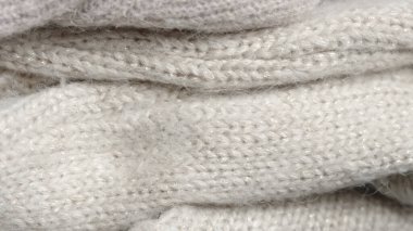 Dokular doğal toprak sıcaklığından esinlenerek, temel estetikler için mükemmeldir..