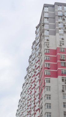 Modern konut bloklarında kiralık daireler konut bölgelerinde.