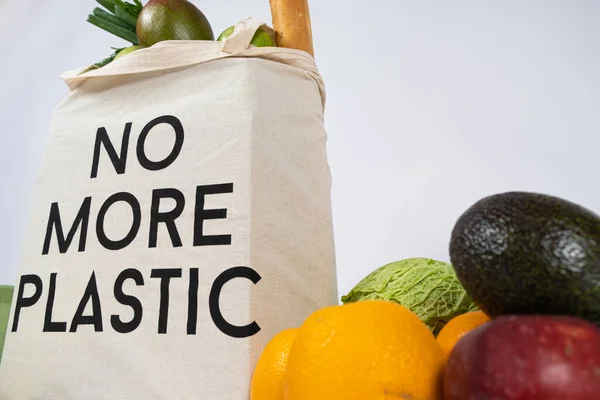 Bolsa Compras Tela Reutilizable Con Texto Más Plástico Concepto Ecológico — Foto de Stock
