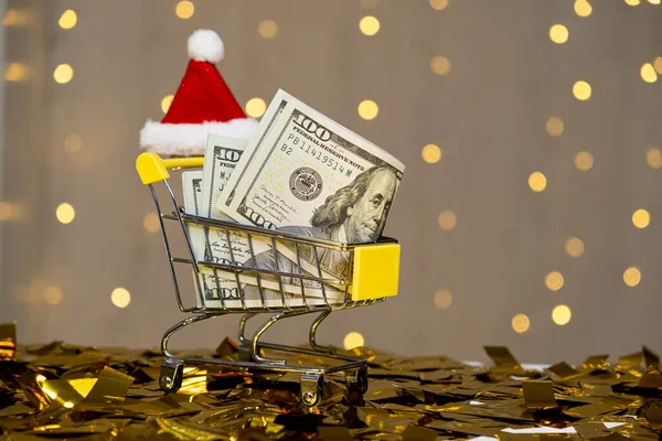 Різдвяний Візок Доларовими Грошима Капелюхом Санта Клауса Продаж Зимових Канікул — стокове фото
