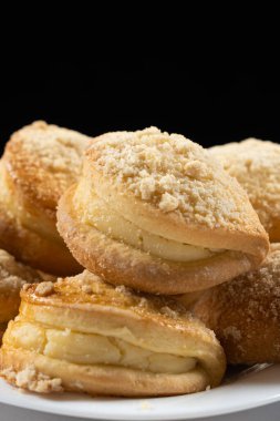 Sochnik cake with cottage cheese - pastry made from dough with cottage cheese filling, a dish of national russian cuisine