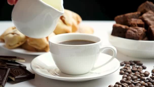 Cream Milk Jug Poured Coffee Making Coffee Cream Cappuccino — 图库视频影像