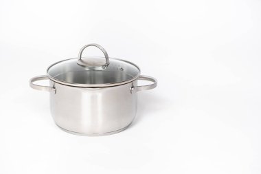 Cam kapaklı paslanmaz çelik kap ve beyaz arka planda boşaltma borusu.