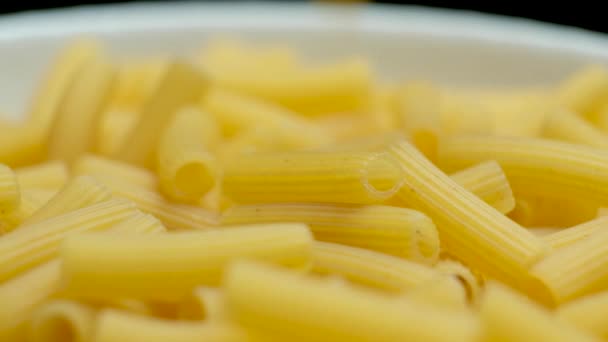 Flying Wheat Pasta Rigatoni Form Tubes Fall Top Bottom Close — Stock Video