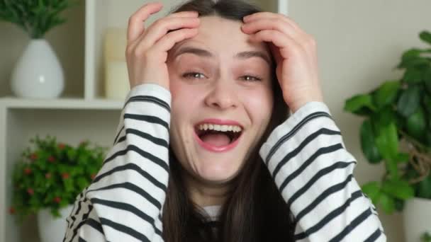 Portrait Laughing Thirty Year Old Brunette Woman — Stock Video