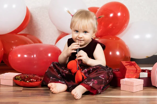 Cute Little Girl Blonde Plays Hearts Sticks Valentines Day —  Fotos de Stock