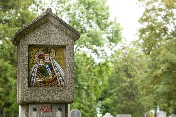 Junho 2023 Áustria Viena Ícone Sobre Pedra Cemitério Central — Fotografia de Stock
