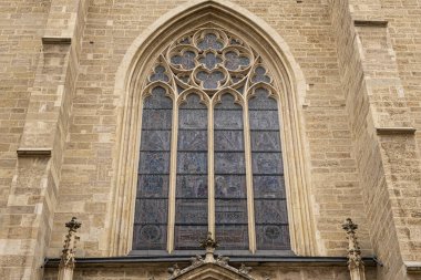 Viyana 'da Avusturya' da eski bir Minorite kilisesinin penceresi..