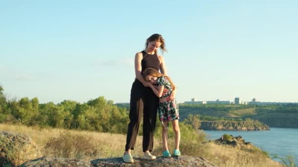 Mom Little Five Year Old Daughter Hugging Nature Motherly Love — Stock Video