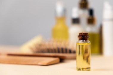 Yüz bakımı ve saç bakımı için doğal yağ.