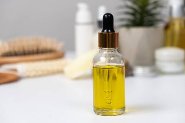 Saç ve cilt bakımı için doğal yağ. Organik eko saç ürünleri