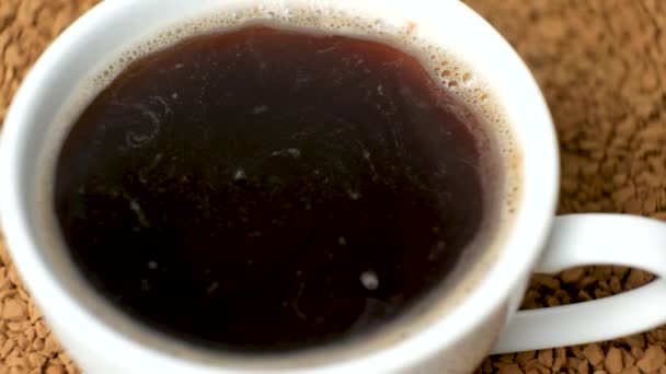 Stoom Van Hete Aromatische Instant Koffie Close — Stockvideo