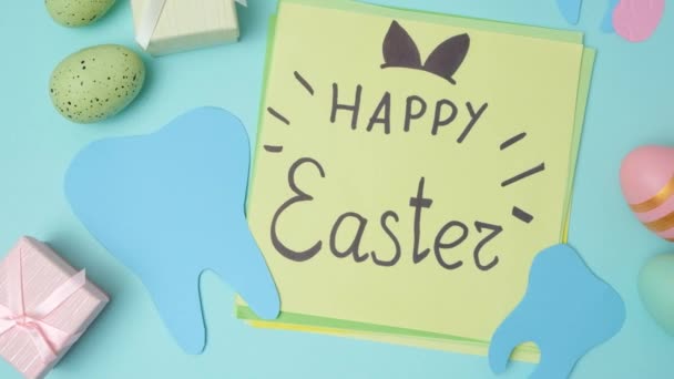 Disposición Dental Con Figuras Dientes Postal Con Texto Feliz Pascua — Vídeo de stock