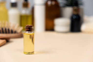 Yüz bakımı ve saç bakımı için doğal yağ.